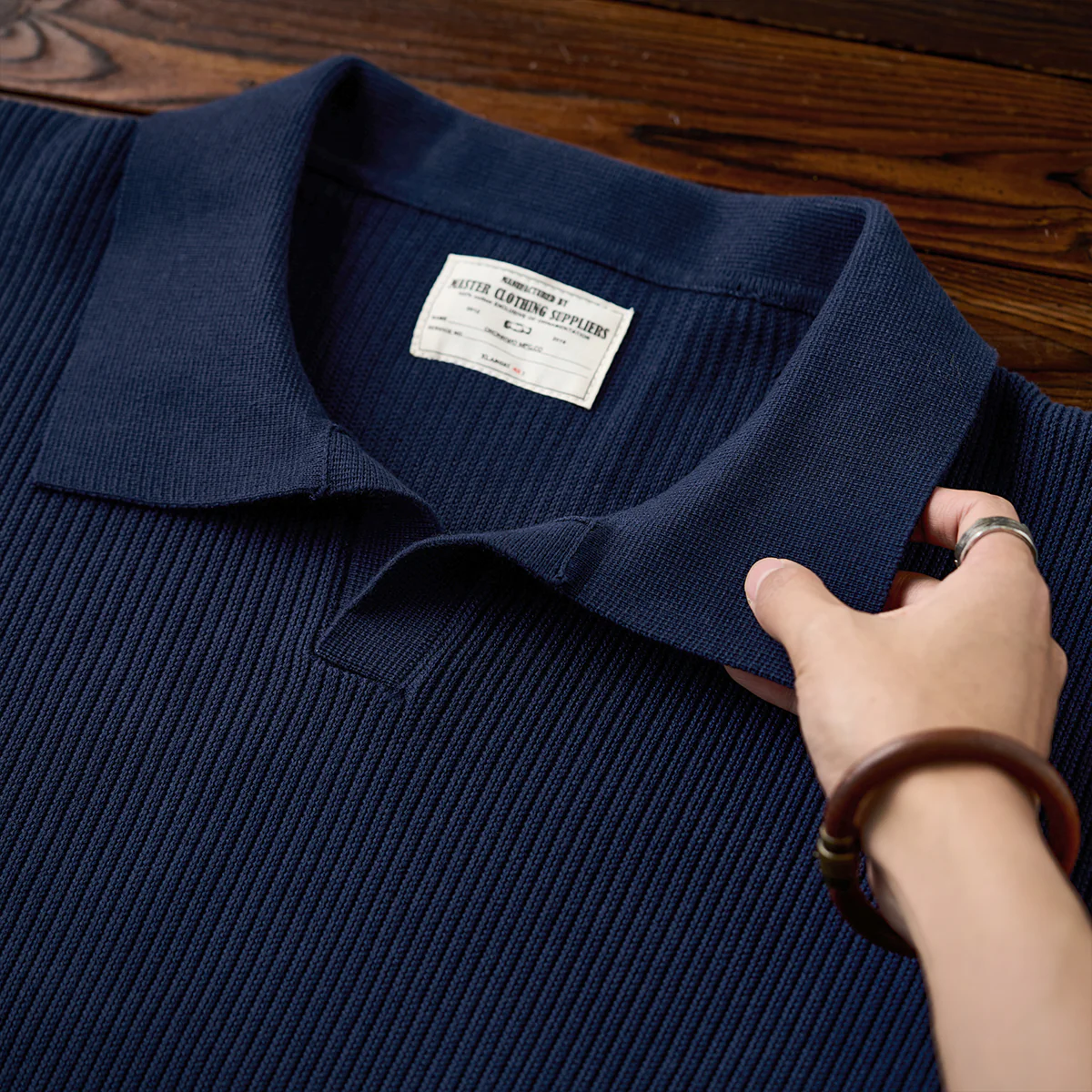 無地4色 ヘビーウェイトコットンニット織りスキッパーカラーポロシャツ - Image 11