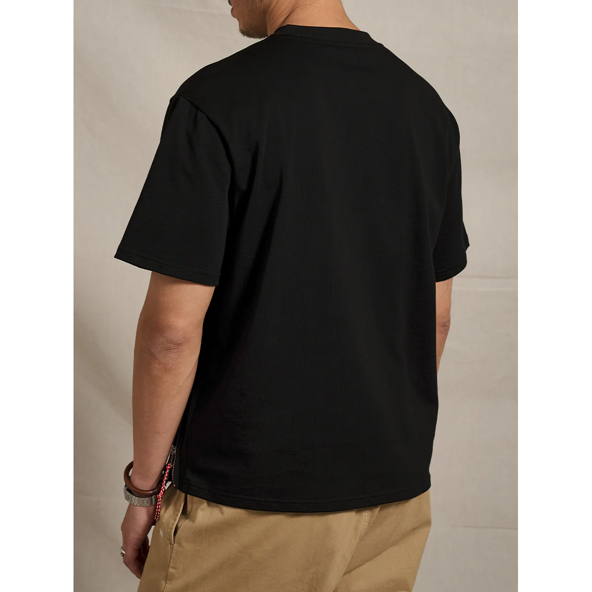 紅白ヒモ付きサイドジップ　オールブラックコットンベーシックTee - Image 8