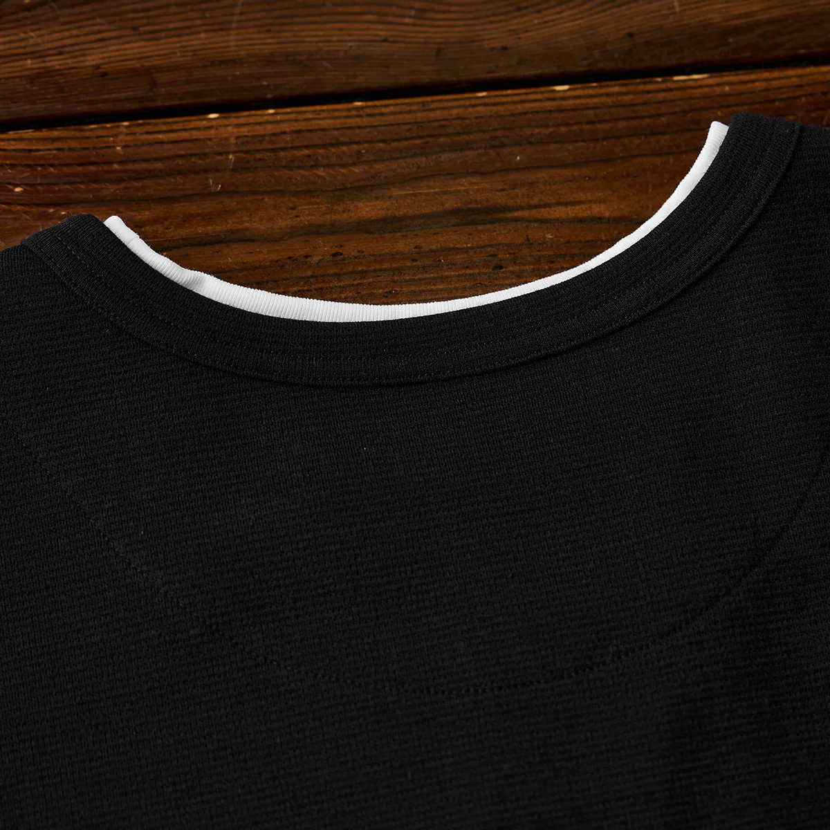 「猫のレスキュー隊」刺繡入り フェイクレイヤードミニワッフルTee - Image 9