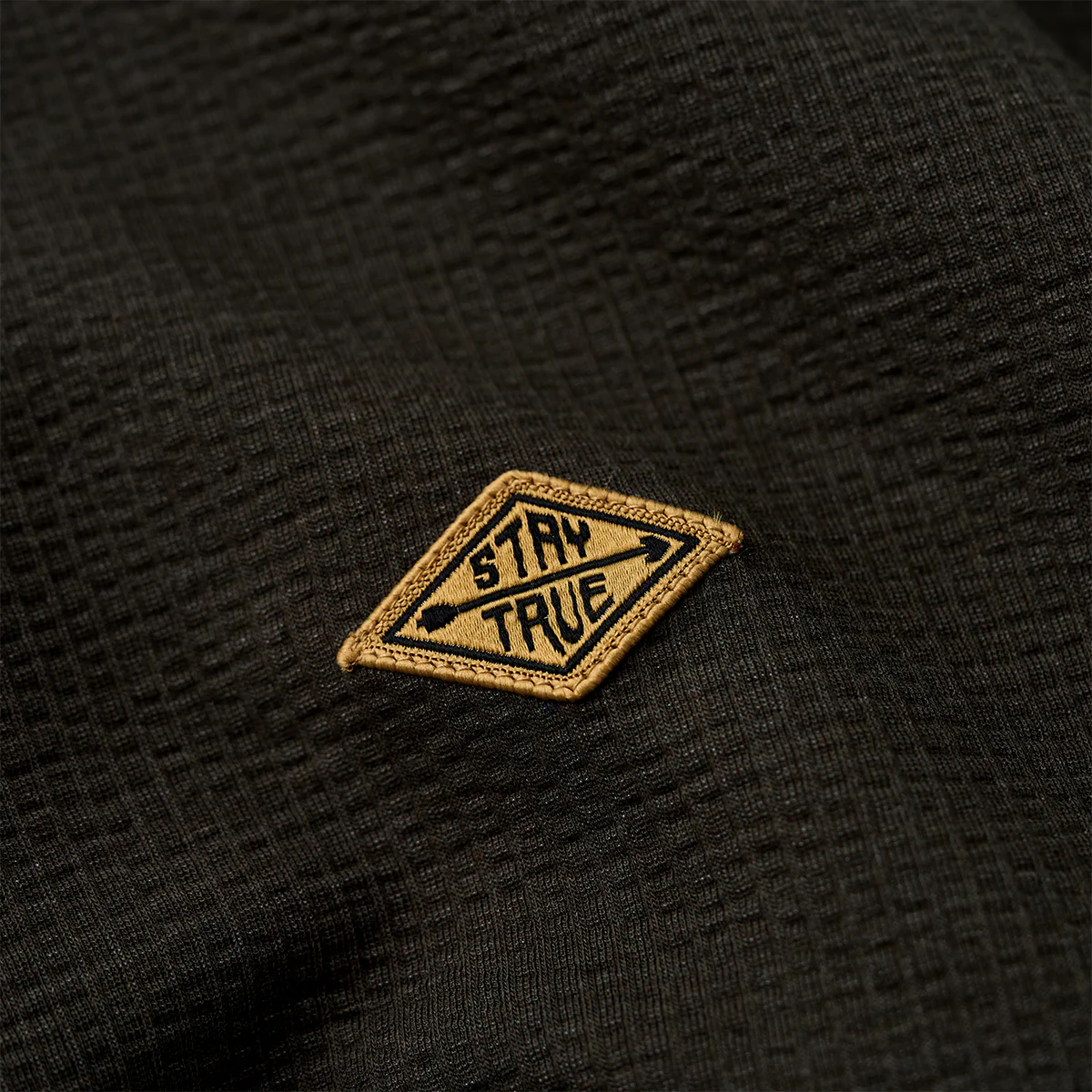 「STAY TRUE」刺繍ワッペン ジャガードワッフルエアーレイヤーTee - Image 8