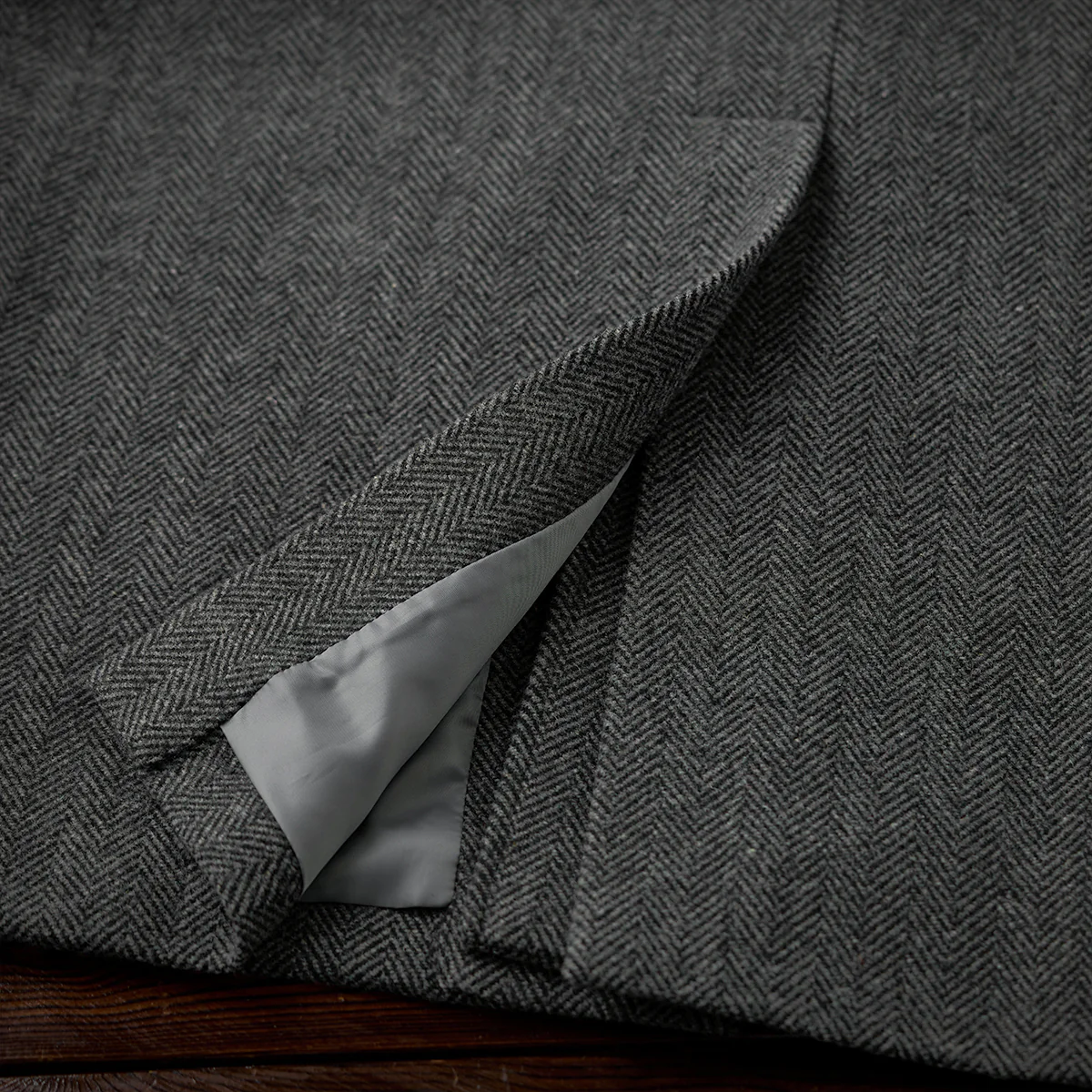 Business&Casual ヘリンボーンウール混ツイードロングコート - Image 15