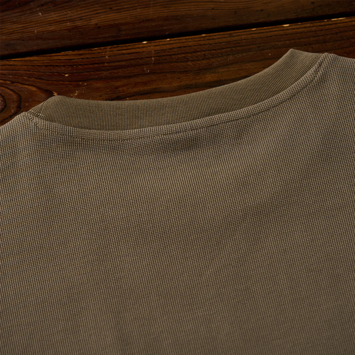 【予約】ジップポケット　異素材切り替えミニワッフルTシャツ - Image 8