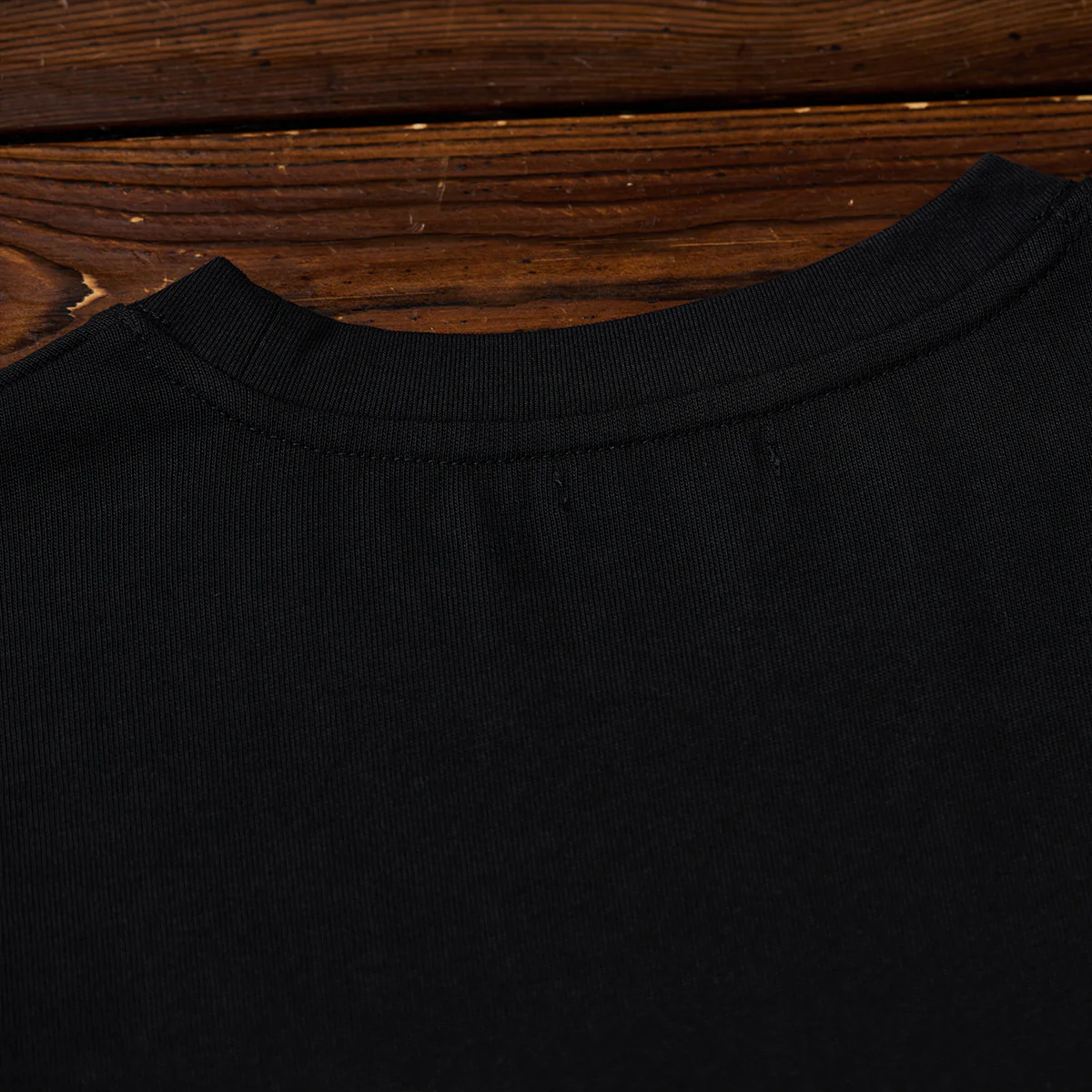 【予約】赤ヒモ付き 「炎骸舞図」プリント&刺繍入りコットンTシャツ - Image 16