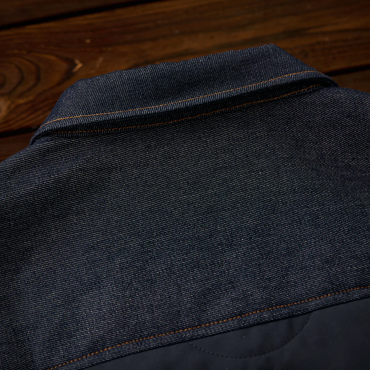 「KaraKu」ロゴ刺繡　デニム切替ひょうたんキルト中綿ジャケット - Image 8