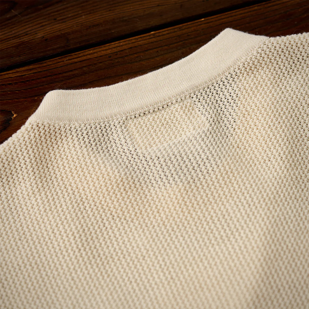 Clean Fit サイドリブ切替透かし織りニットTシャツ - Image 13