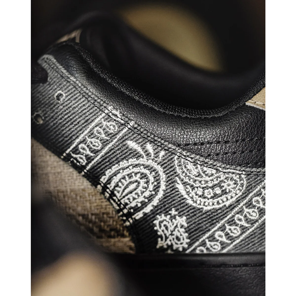 再構築 ペイズリー刺繍&チェック編みパネルコンビスニーカー - Image 11