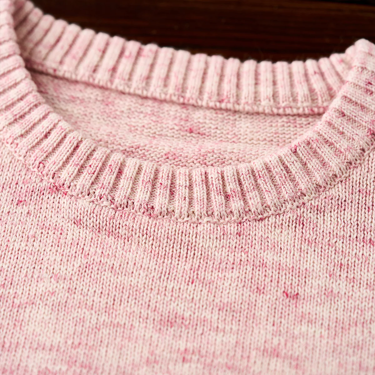 MACHO PINK メランジニットクルーネックTシャツ - Image 9