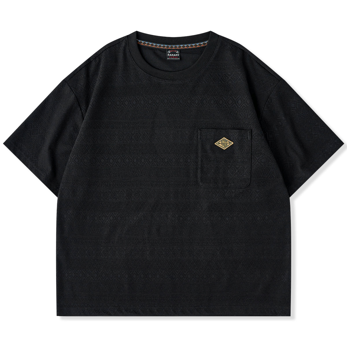 「STAY TRUE」刺繍ワッペン エスニック調幾何学柄ジャカード織りポケットTee