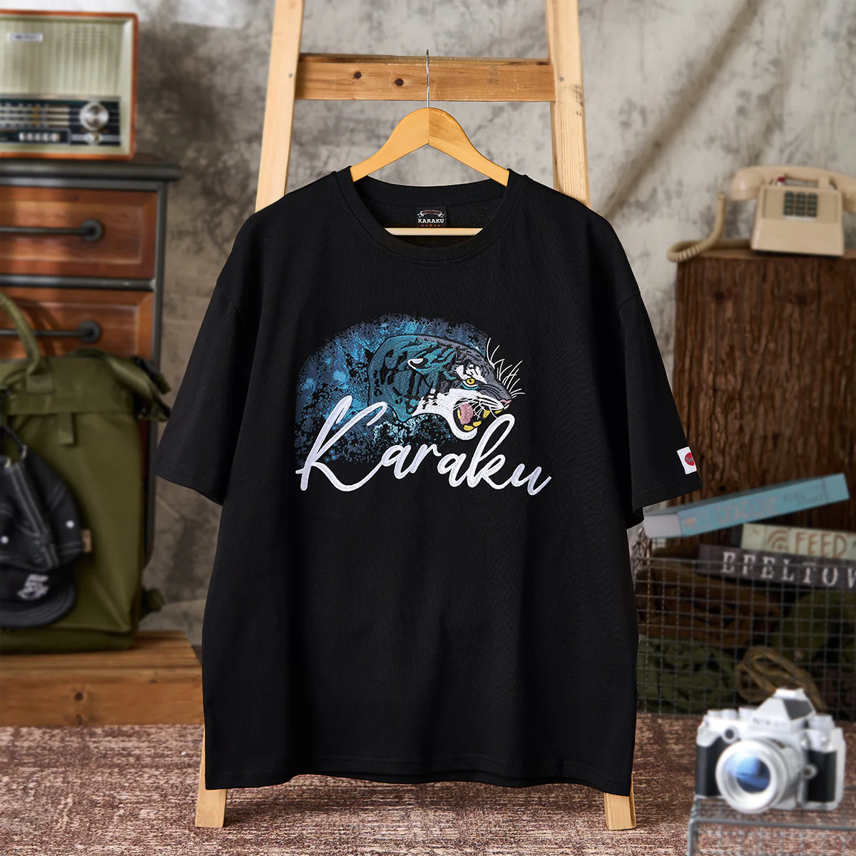 KARAKU×田中ラオウ「Bloom」プリント&刺繍入りコットンTee - Image 3