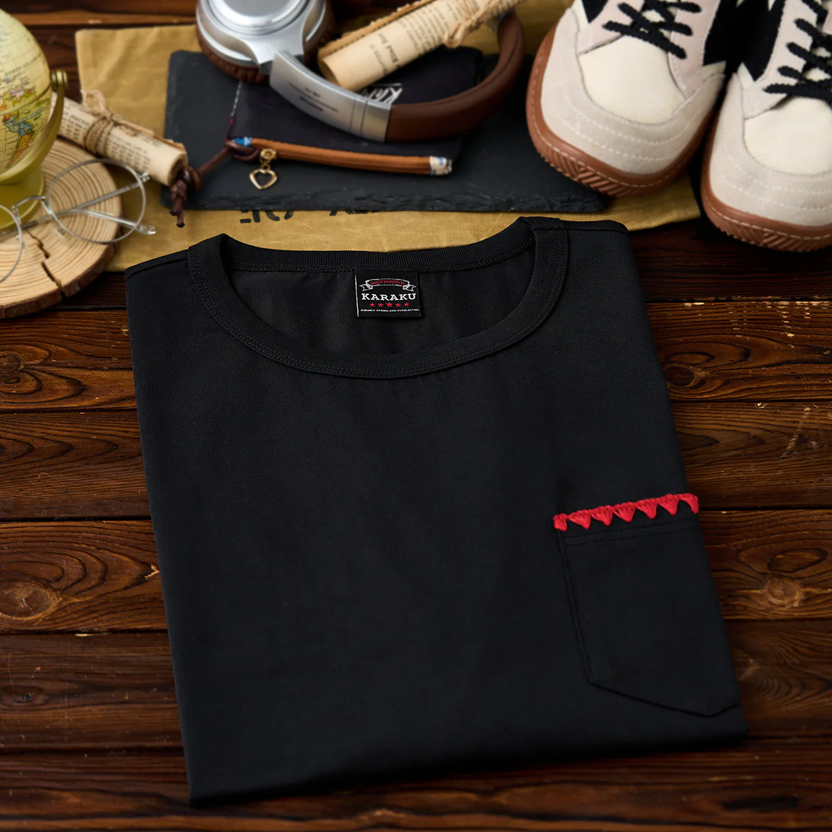 【予約】SORONA®ミント涼感・抗菌・防臭機能 裾赤ヒモ付き&ステッチ入りポケットTee - Image 5