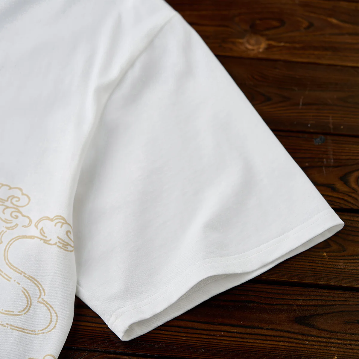 「山海経・霊獣」プリント&KaraKu刺繡入りコットンTee - Image 10